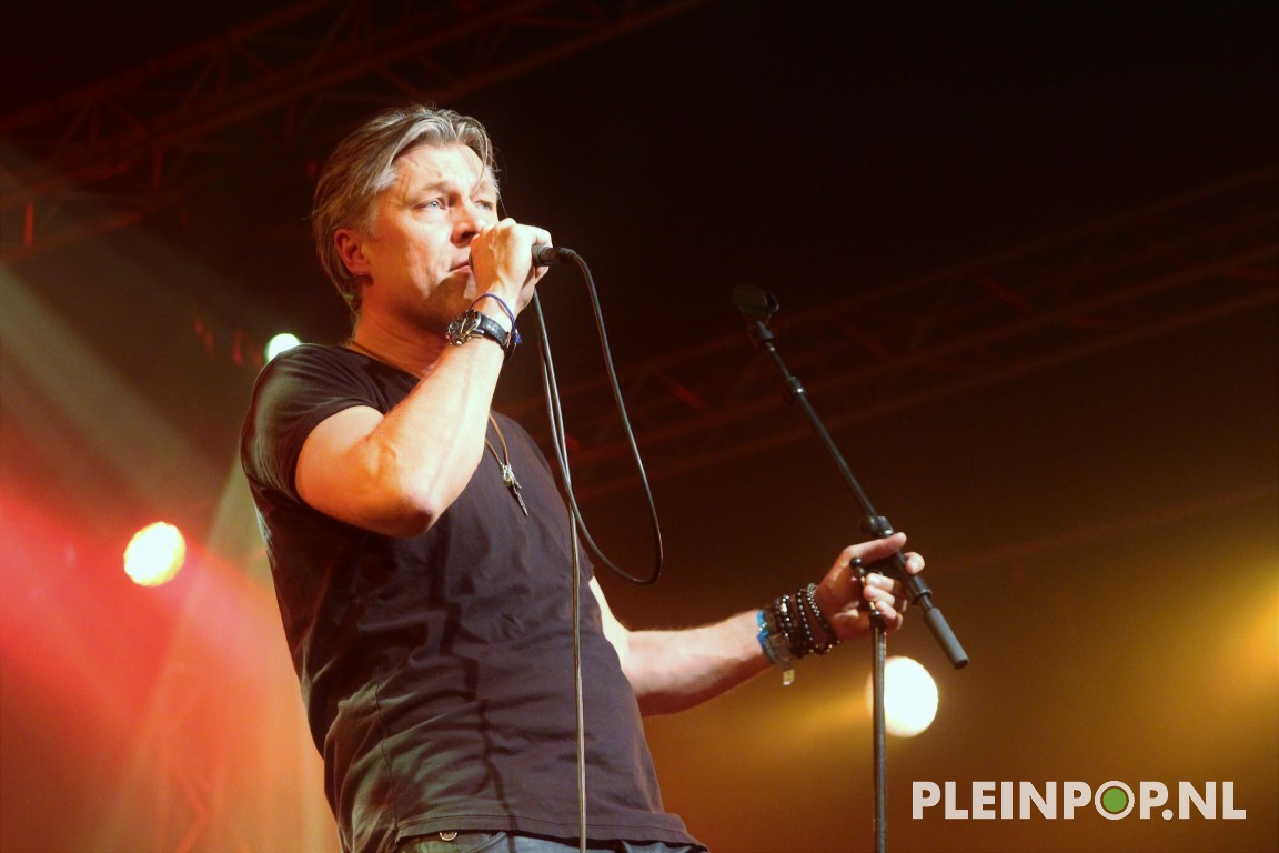 The Springsteen Experience    (8)